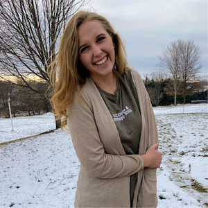 Meet your Posher, Halley